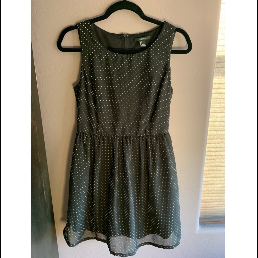 🌟 Forever 21 Black Polka Dot A-line Dress Size Small